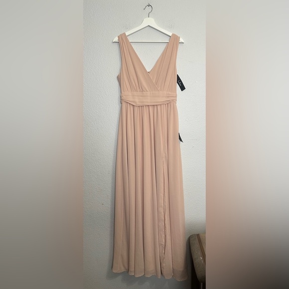 Lulus Thoughts of Hue Blush Surplice Maxi Long Dress Side Split Size Medium NWT - Picture 2 of 10